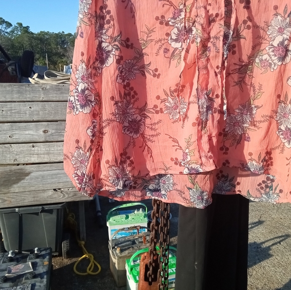 Ladies Jessica Simpson shirt - Picture 6 of 6